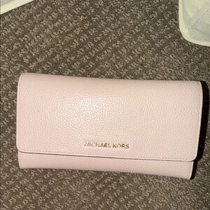 Michael Kors Light Pink Pebbled Leather Continental Wallet with Gold Logo